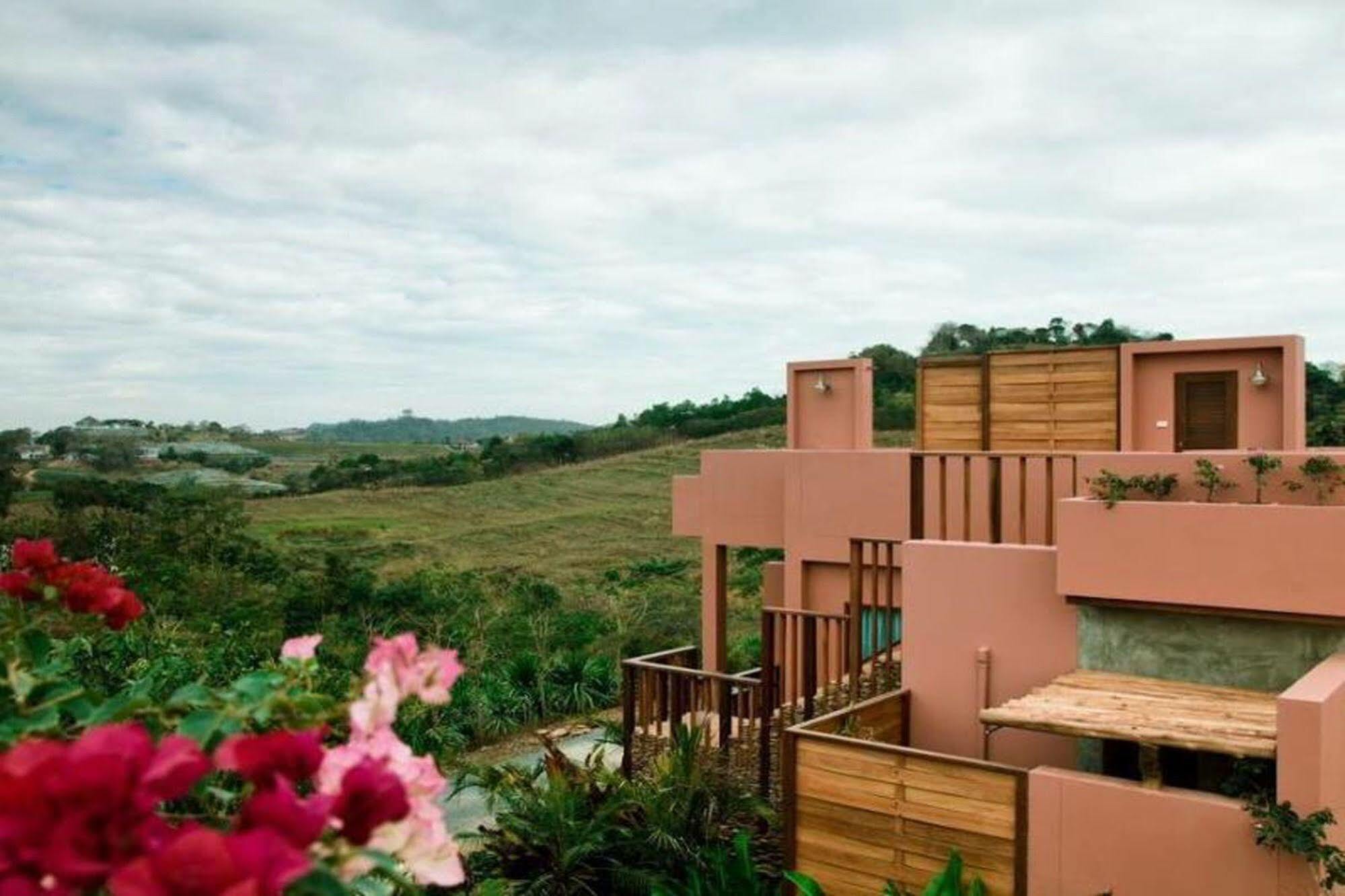 Hotel Phukumhom Khao Yai Wangkata Exterior foto