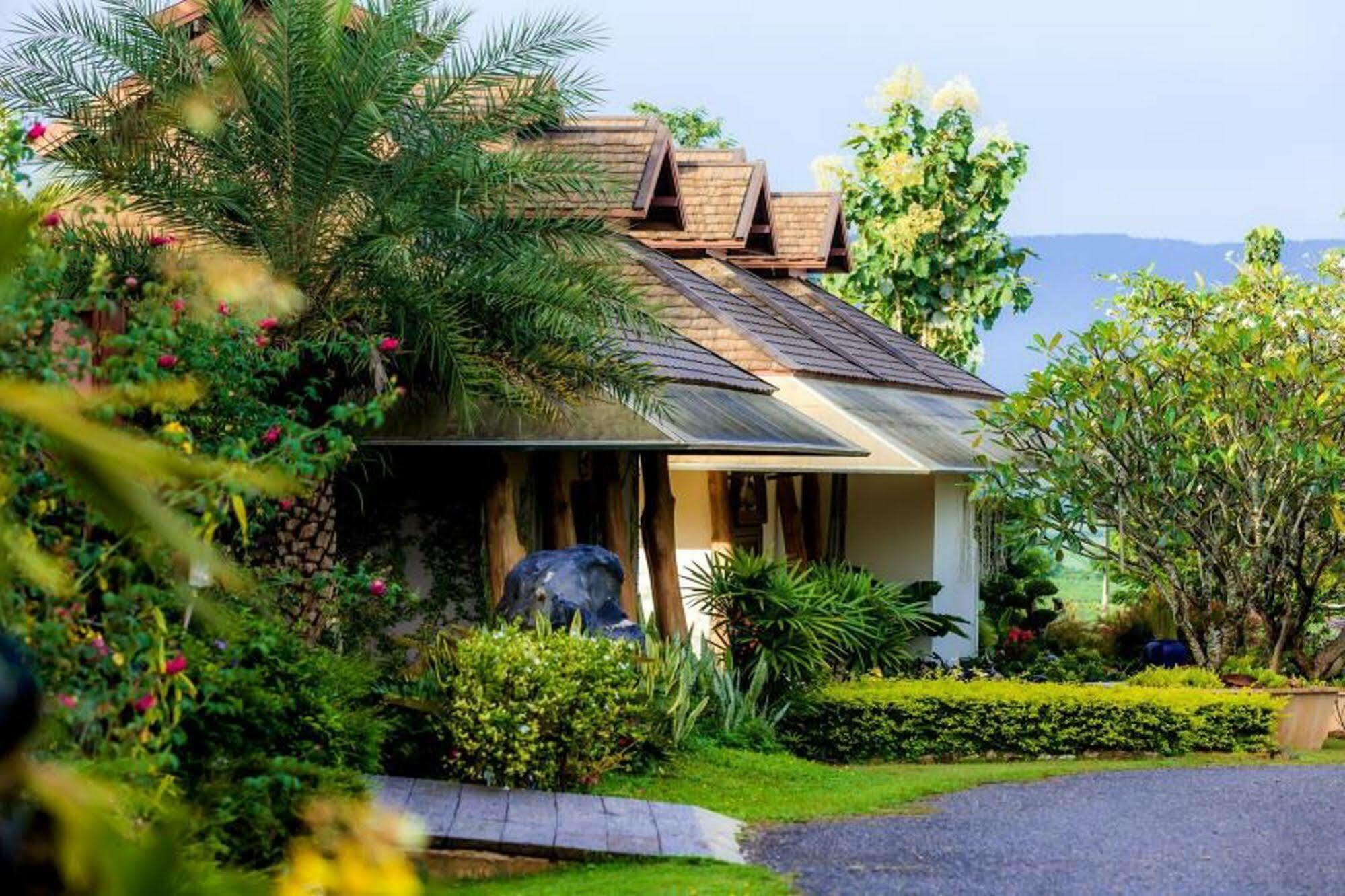 Hotel Phukumhom Khao Yai Wangkata Exterior foto