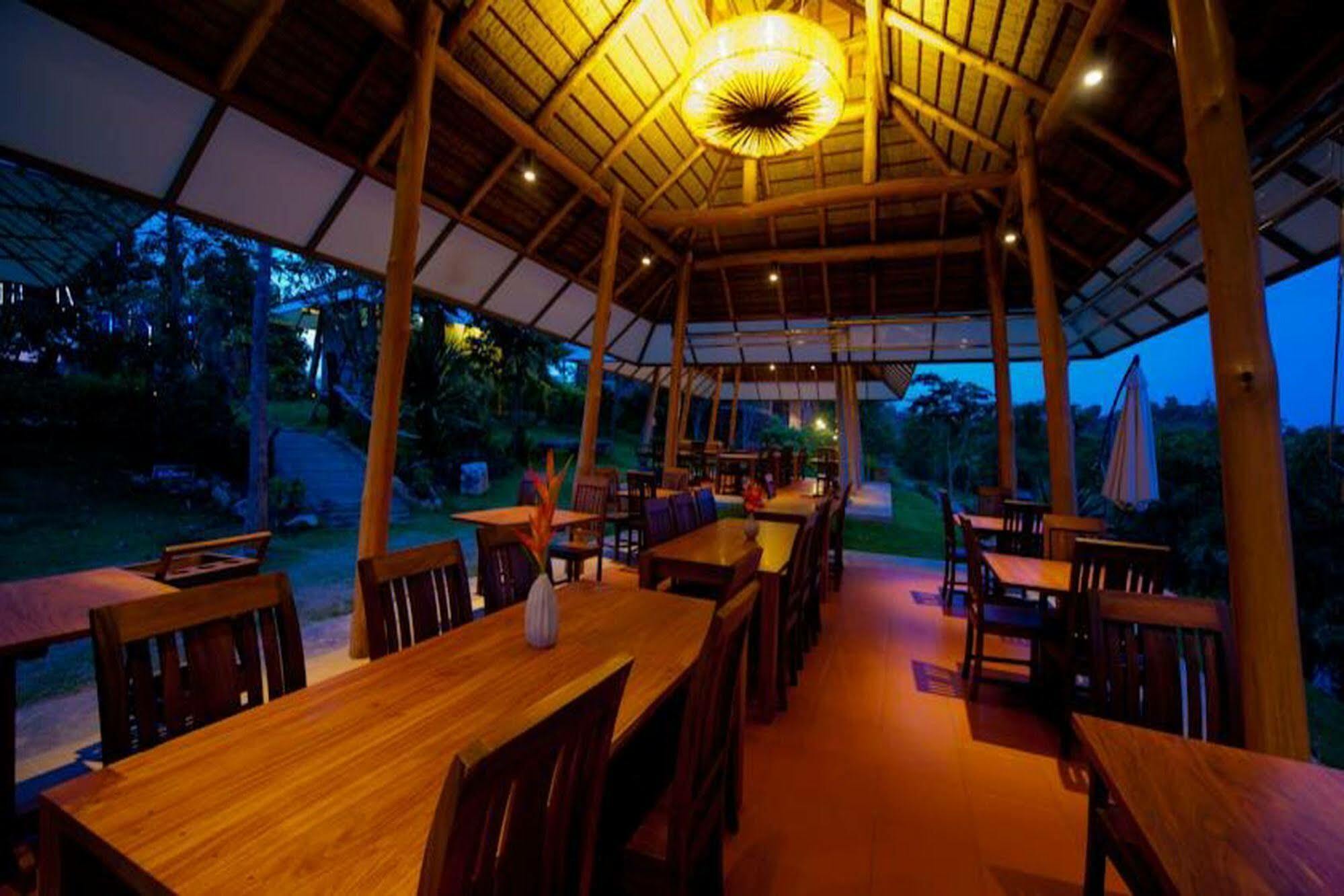 Hotel Phukumhom Khao Yai Wangkata Exterior foto